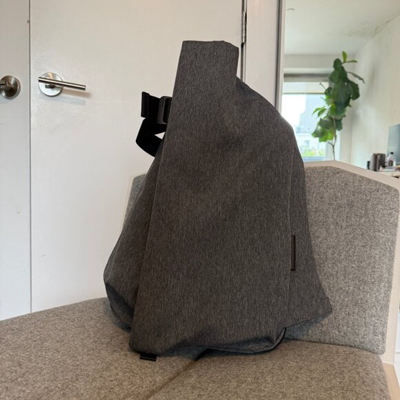 CÔTE&CIEL Gray Medium Isar Backpack - Picture 2 of 11